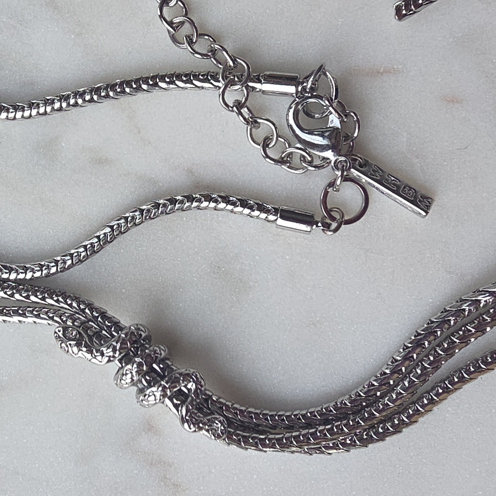 White House Black Market Snake Y Necklace